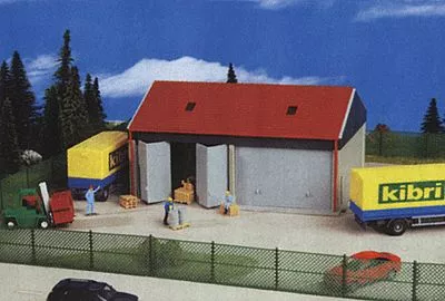 Kibri 38540 HO Scale Truck Garage w/Opening Doors -- 6-11/16 x 4-3/4 x 3-1/2"17 x 12 x 9cm