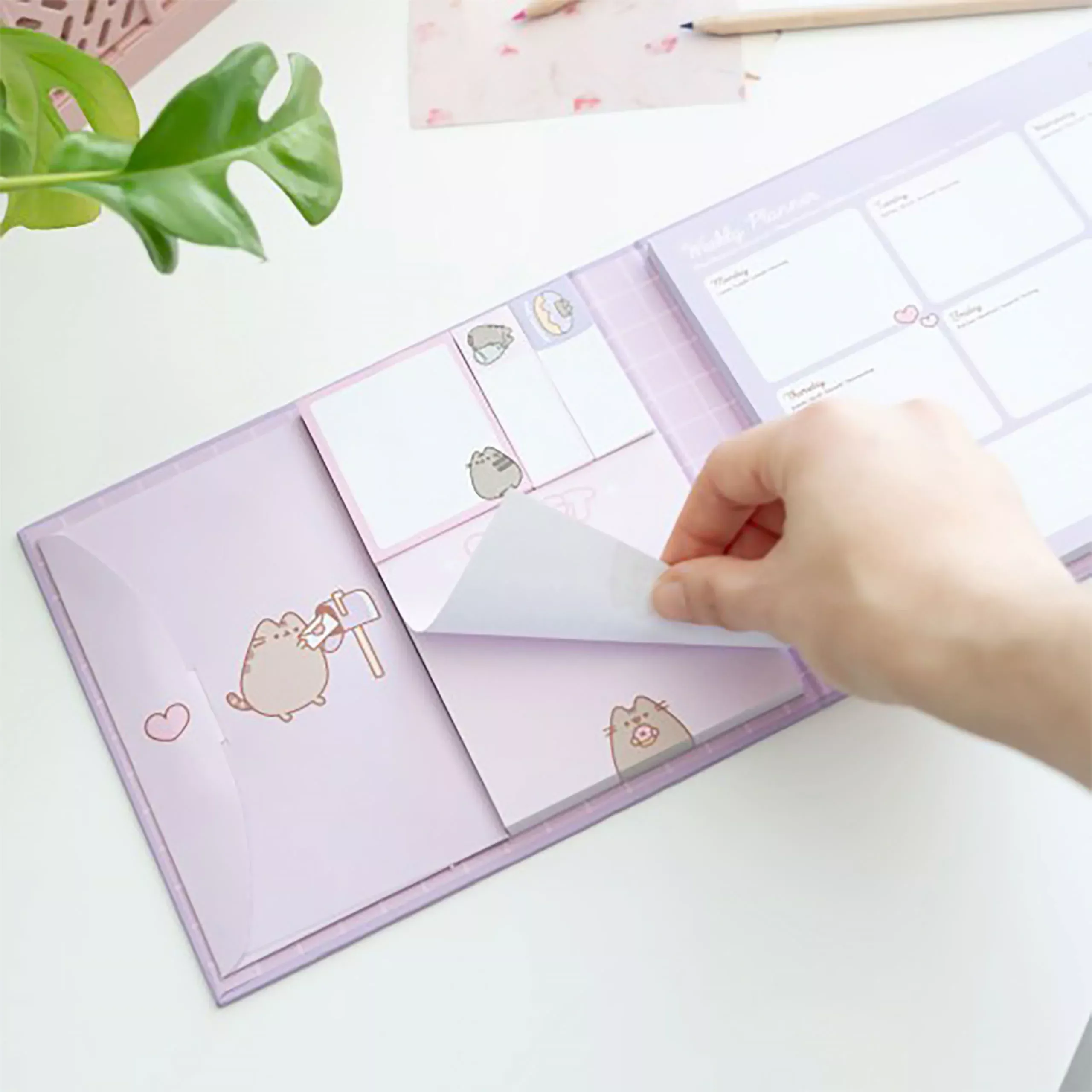 Pusheen - Love Pusheen Weekly Planner